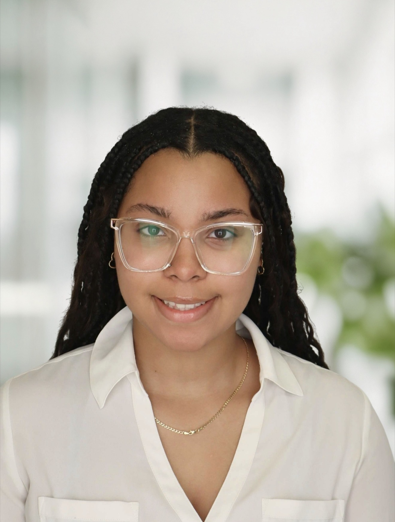 Chhaya Diaz Headshot