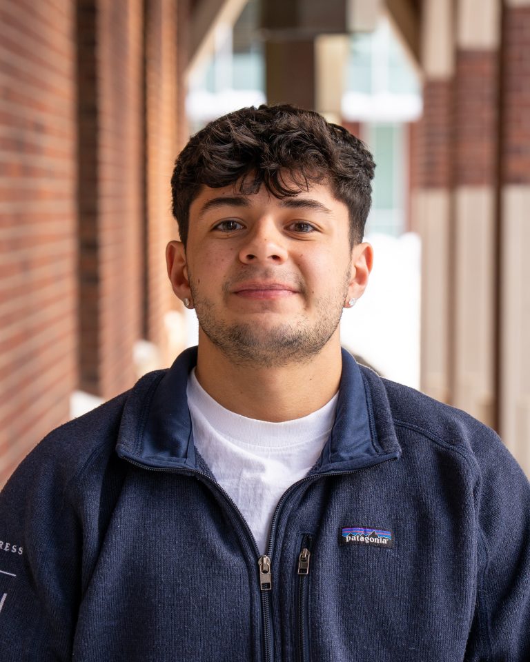 Daniel Carreno Headshot