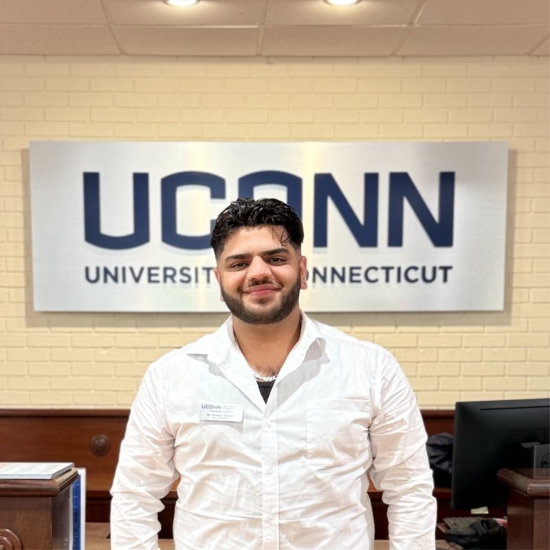 Moeez Khawaja Headshot