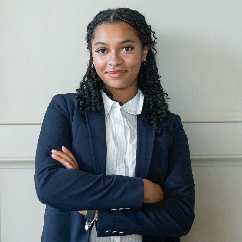 Phoenix Harper Headshot